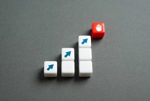 Perché il nostro Stato non ci aiuta ad eccellere in Europa?